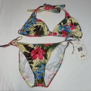No Boundaries Halter Bikini - Tropical Pattern - Top: Large, Bottoms: Medium